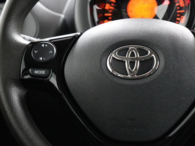 Toyota Aygo - 1.0 VVT-i x-Fun