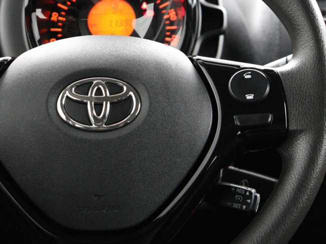 Toyota Aygo - 1.0 VVT-i x-Fun