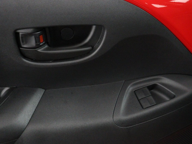 Toyota Aygo - 1.0 VVT-i x-Fun