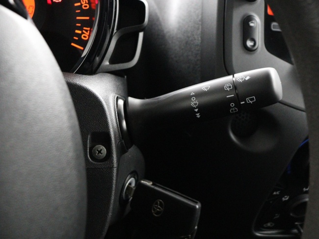 Toyota Aygo - 1.0 VVT-i x-Fun