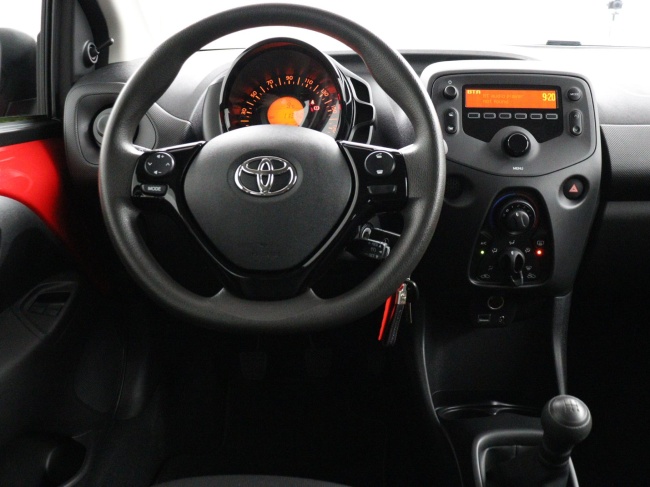 Toyota Aygo - 1.0 VVT-i x-Fun