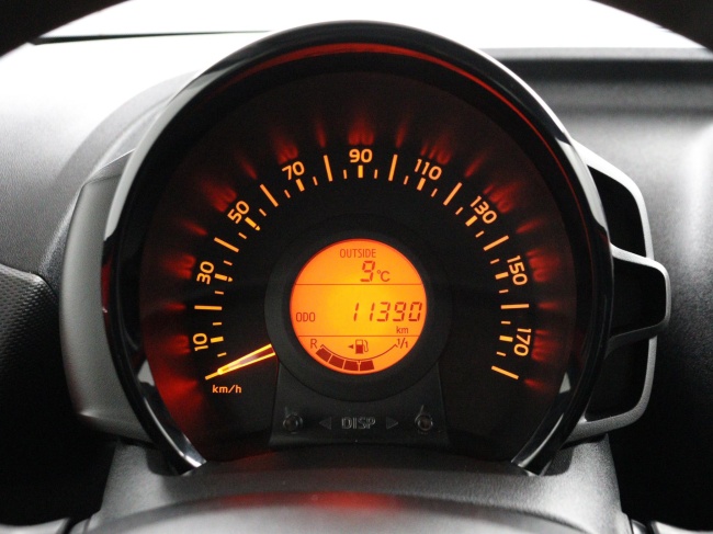 Toyota Aygo - 1.0 VVT-i x-Fun