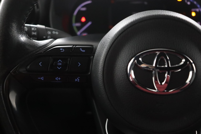 Toyota Yaris Cross - 1.5 Hybrid First Edition 18