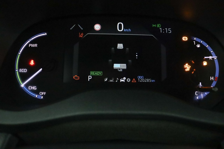 Toyota Yaris Cross - 1.5 Hybrid First Edition 40