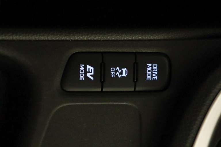 Toyota Yaris Cross - 1.5 Hybrid First Edition 47