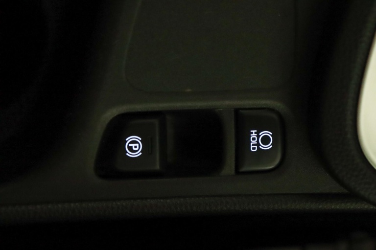 Toyota Yaris Cross - 1.5 Hybrid First Edition 48