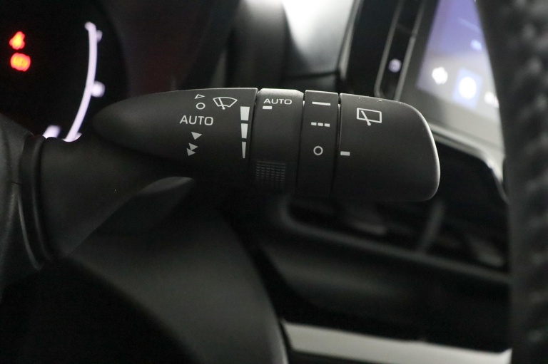 Toyota Yaris Cross - 1.5 Hybrid 115 Active 31