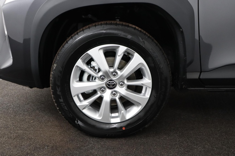 Toyota Yaris Cross - 1.5 Hybrid 115 Active 36