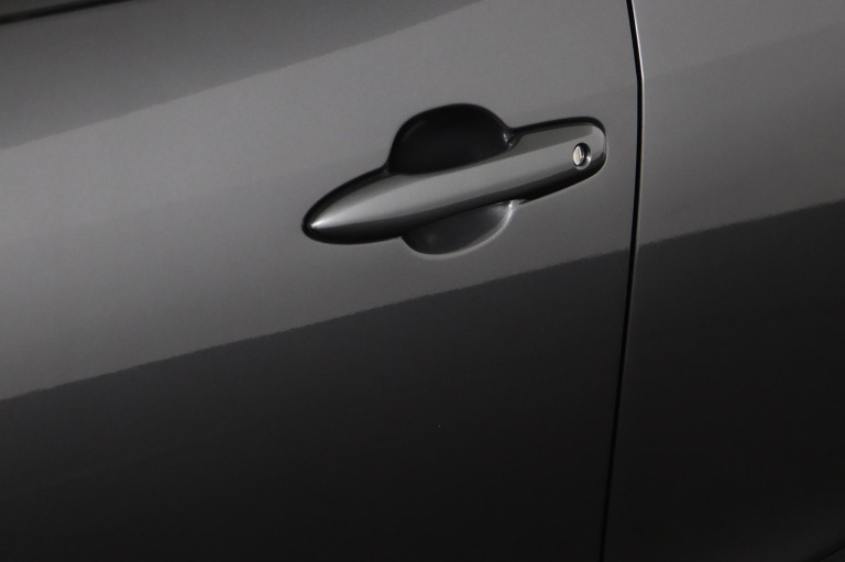 Toyota Yaris Cross - 1.5 Hybrid 115 Active 37