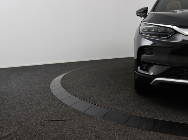 BYD TANG - Flagship 108.8 kWh