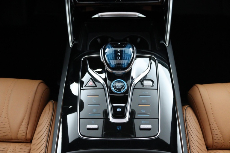 BYD TANG - Flagship 108.8 kWh 21