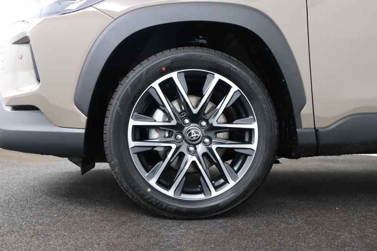 Toyota Corolla Cross - Hybrid 140 Dynamic 36