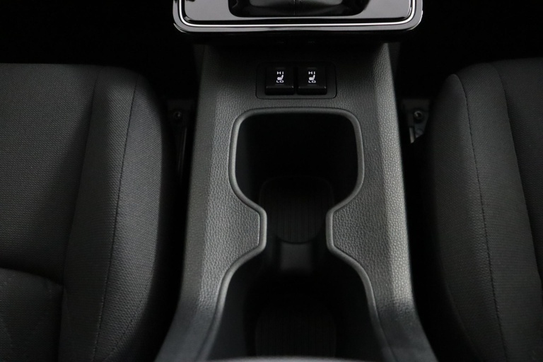 Toyota Corolla Cross - Hybrid 140 Dynamic 44