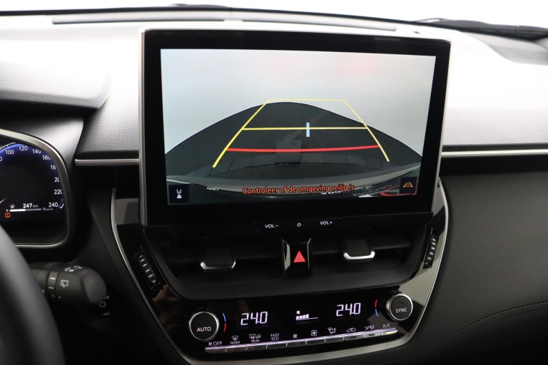 Toyota Corolla Cross - Hybrid 140 Dynamic 8