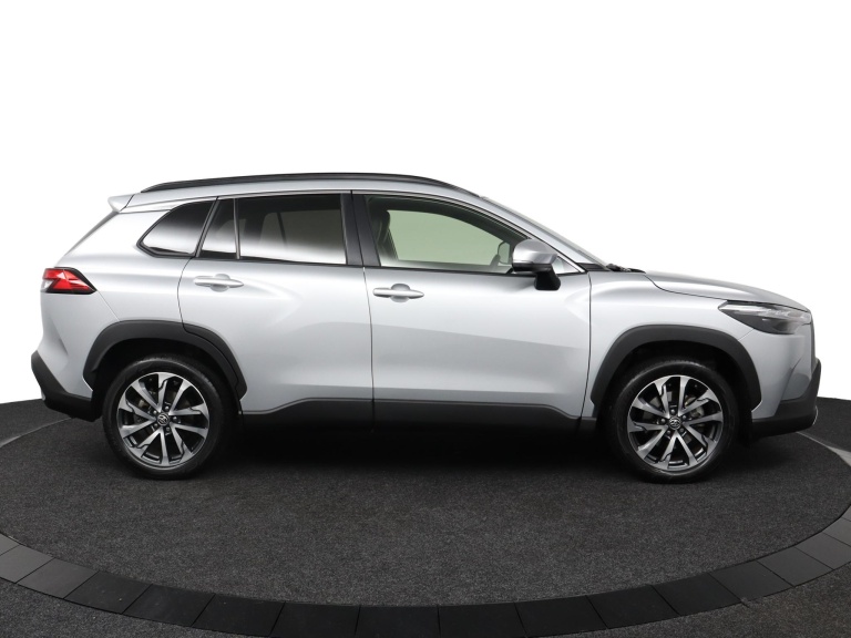 Toyota Corolla Cross - 2.0 High Power Hybrid First Edition 13