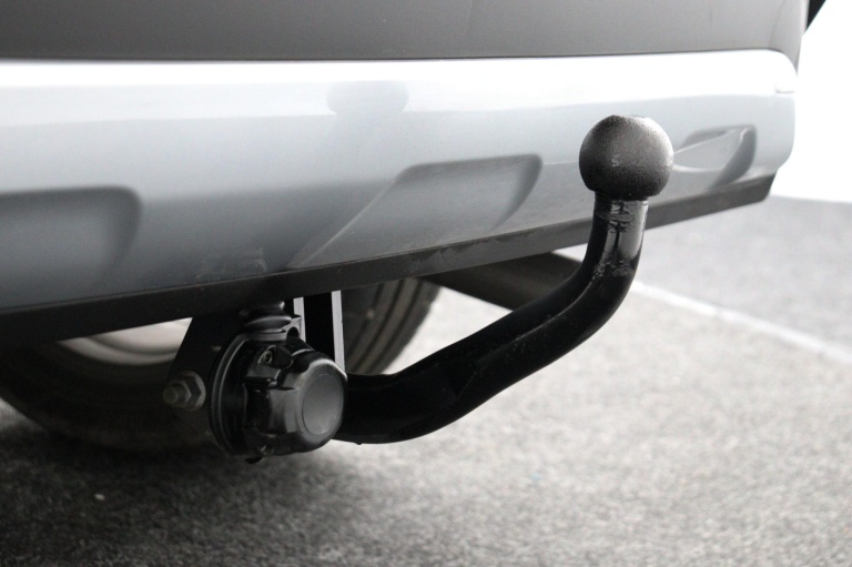 Toyota Corolla Cross - 2.0 High Power Hybrid First Edition 35