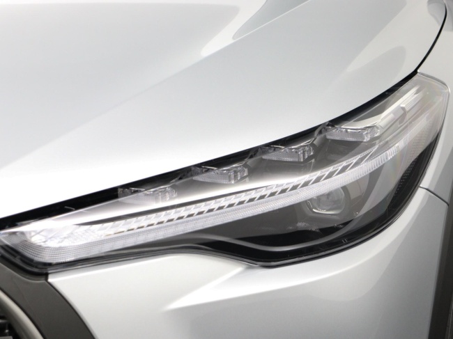 Toyota Corolla Cross - 2.0 High Power Hybrid First Edition