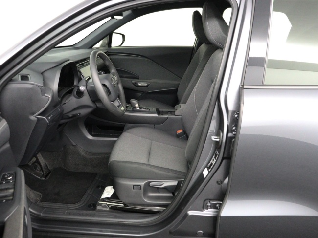 Lexus LBX - Elegant 2WD