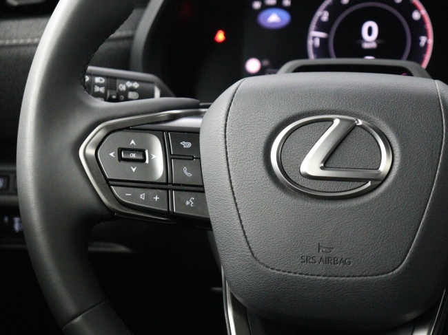 Lexus LBX - Elegant 2WD