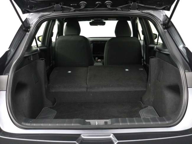 Lexus LBX - Elegant 2WD