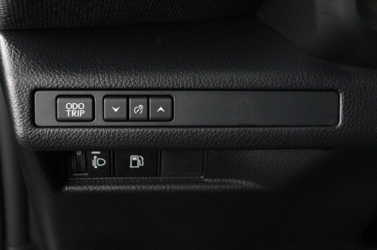 Lexus LBX - Elegant 2WD 29