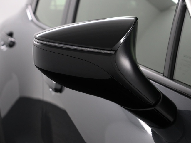 Lexus LBX - Elegant 2WD