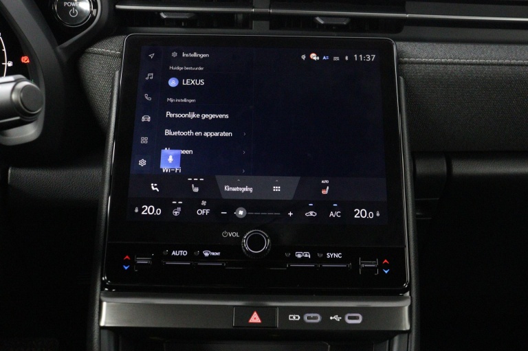 Lexus LBX - Elegant 2WD 45