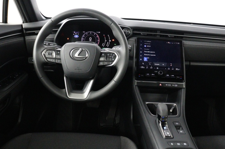 Lexus LBX - Elegant 2WD 46