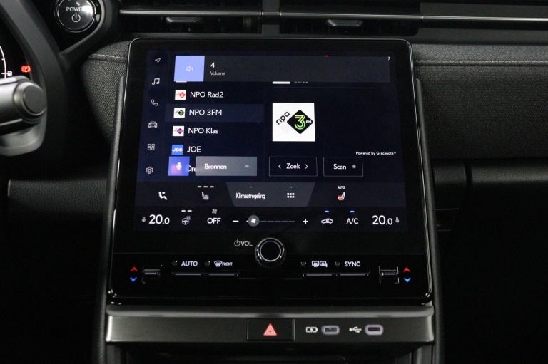 Lexus LBX - Elegant 2WD 8