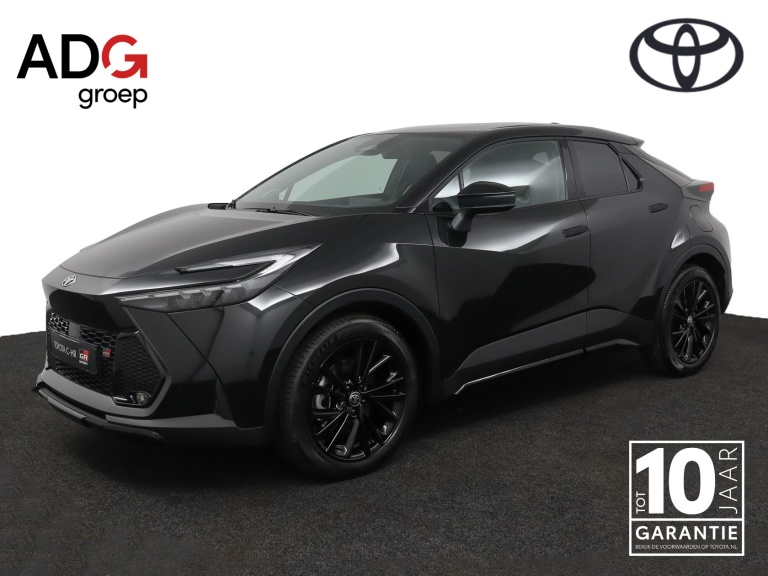 Toyota C-HR - 2.0 Plug-in Hybrid 220 Black Edition 1