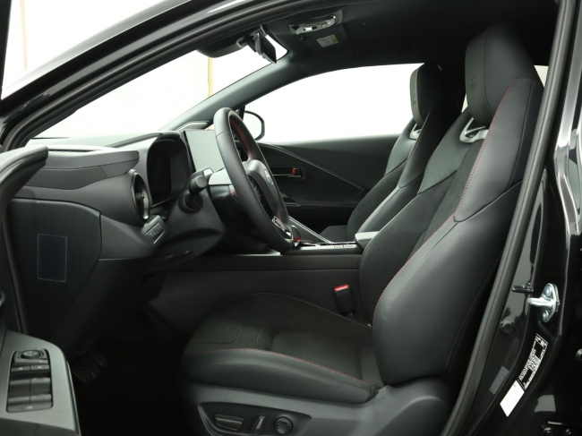 Toyota C-HR - 2.0 Plug-in Hybrid 220 Black Edition