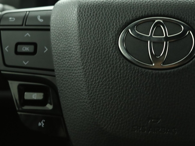 Toyota C-HR - 2.0 Plug-in Hybrid 220 Black Edition