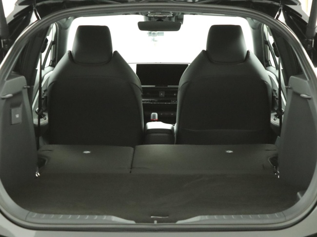 Toyota C-HR - 2.0 Plug-in Hybrid 220 Black Edition