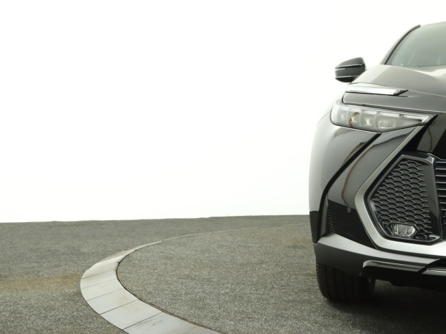 Toyota C-HR - 2.0 Plug-in Hybrid 220 Black Edition