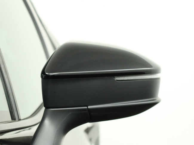 Toyota C-HR - 2.0 Plug-in Hybrid 220 Black Edition