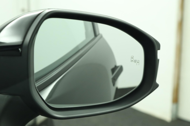 Toyota C-HR - 2.0 Plug-in Hybrid 220 Black Edition 43