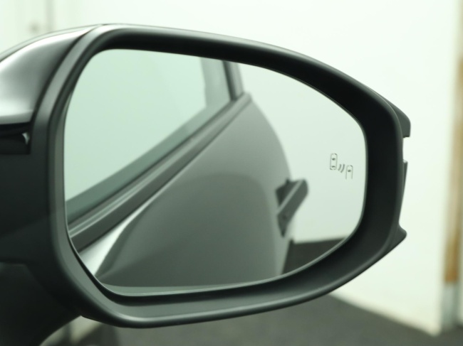 Toyota C-HR - 2.0 Plug-in Hybrid 220 Black Edition