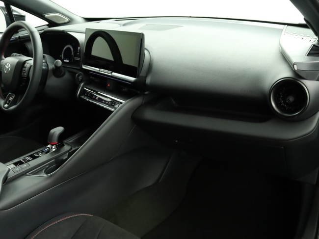 Toyota C-HR - 2.0 Plug-in Hybrid 220 Black Edition