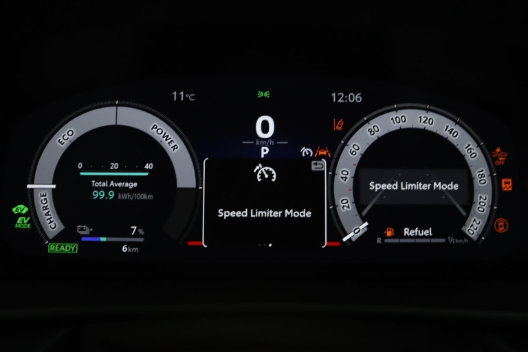 Toyota C-HR - 2.0 Plug-in Hybrid 220 Black Edition 50