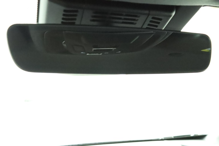 Toyota C-HR - 2.0 Plug-in Hybrid 220 Black Edition 55