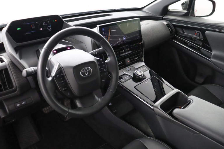 Toyota bZ4X - Launch Edition Premium 71 kWh 49