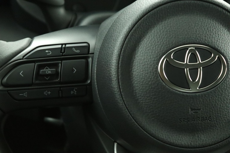 Toyota Yaris - 1.5 Hybrid 115 Comfort 18
