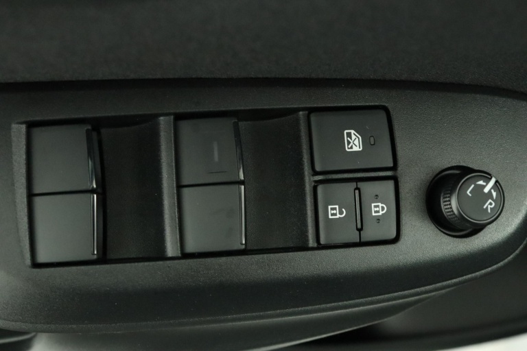 Toyota Yaris - 1.5 Hybrid 115 Comfort 27