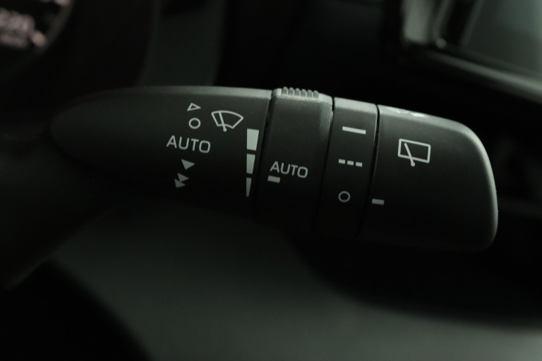 Toyota Yaris - 1.5 Hybrid 115 Comfort 30