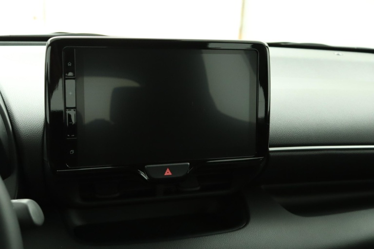 Toyota Yaris - 1.5 Hybrid 115 Comfort 8