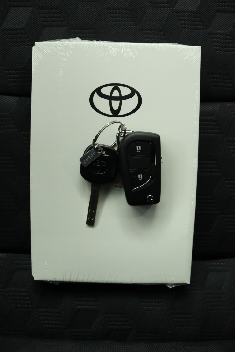 Toyota Yaris - 1.5 Hybrid 115 Comfort 9