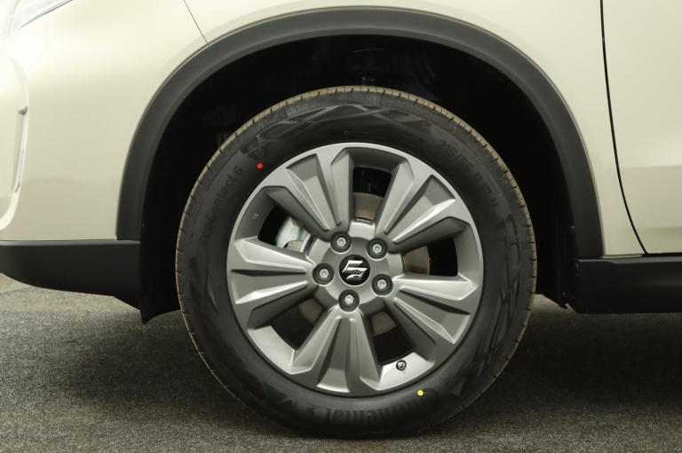 Suzuki Vitara - 1.4 Boosterjet Smart Hybrid AllGrip Select  37