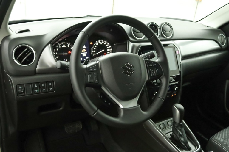Suzuki Vitara - 1.4 Boosterjet Smart Hybrid AllGrip Select  52