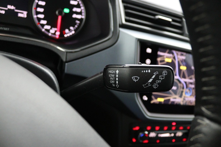 SEAT Arona - 1.0 TSI Xcellence Business Intense 27