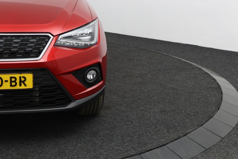 SEAT Arona - 1.0 TSI Xcellence Business Intense 31